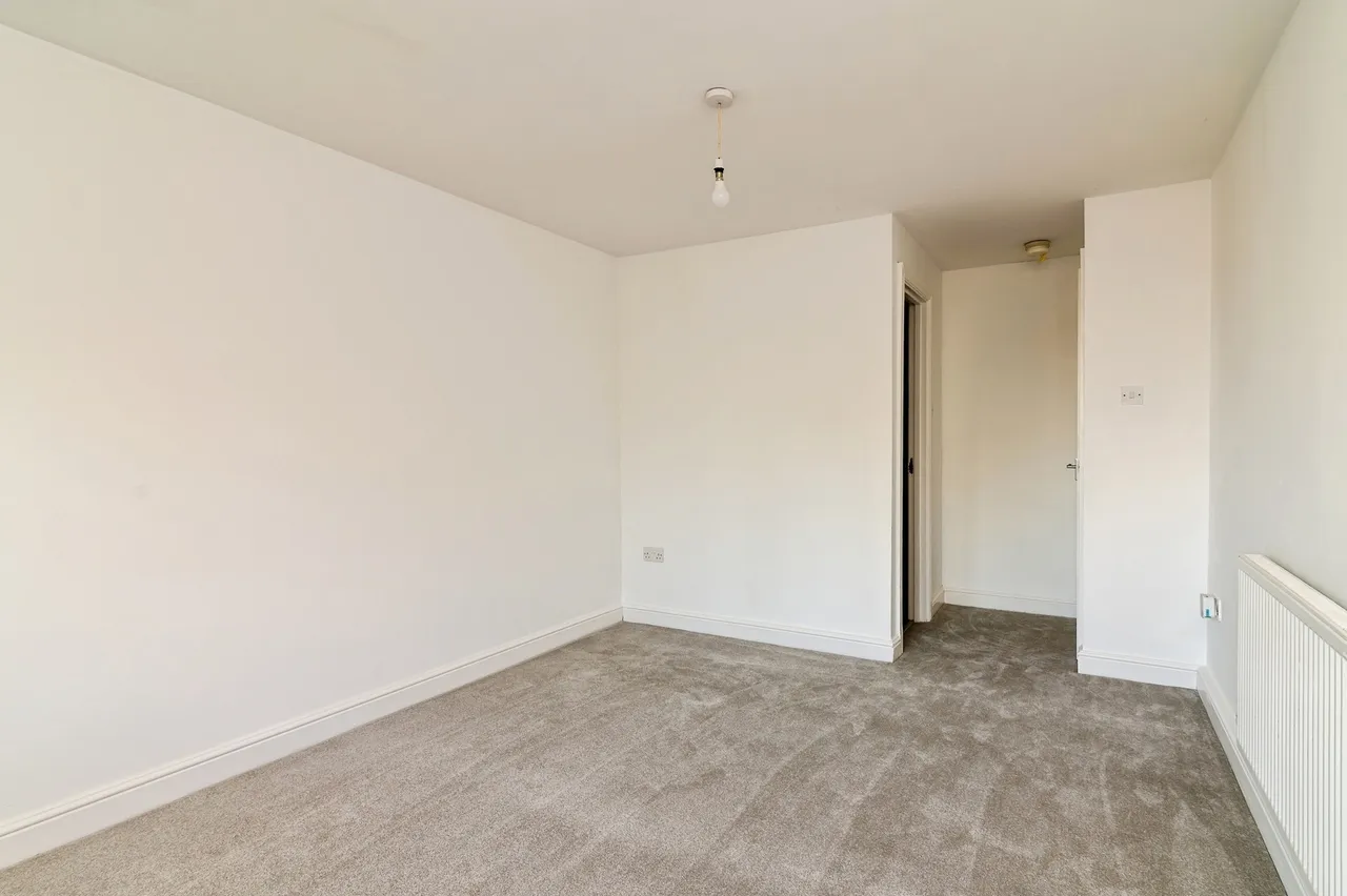 Southdale Road, Carlton, Nottingham, Nottinghamshire, NG4, photo 6