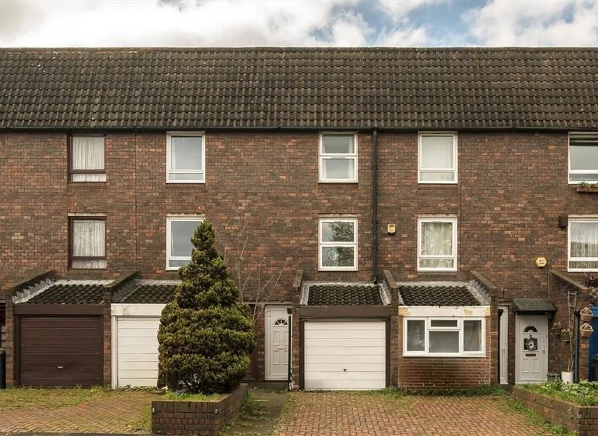 3 bed house for sale — Slaithwaite Road, Lewisham, SE13