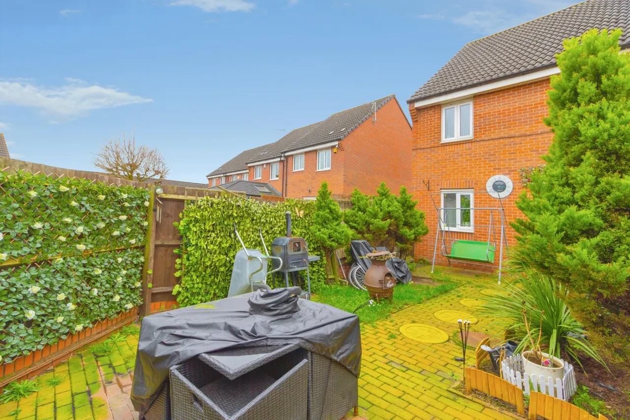 Brompton Road, Leicester, LE5, photo 12