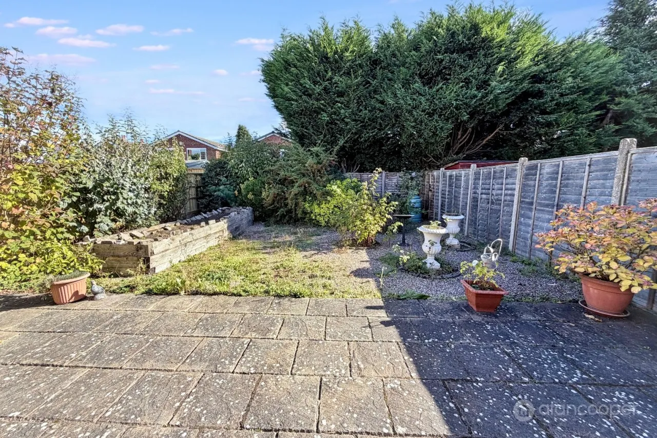 Leaward Close, Stockingford, CV10, photo 11