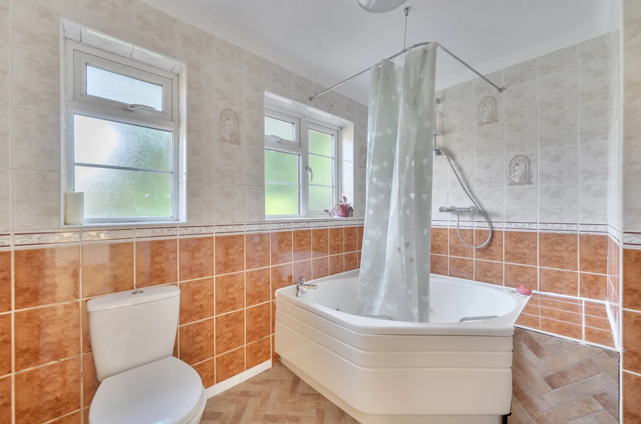 Copperfield Road, Bassett, SO16, photo 7