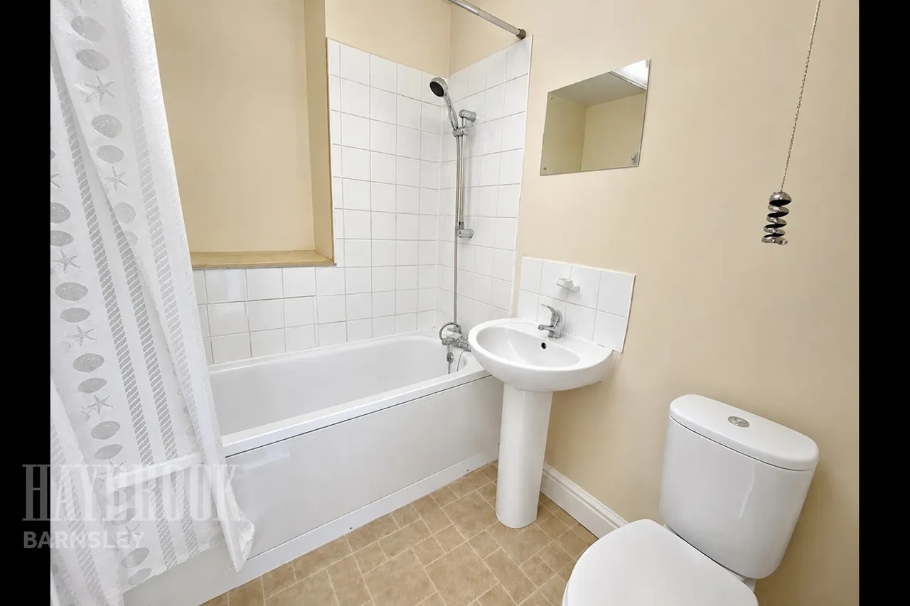 Honeywell Lane, Barnsley, photo 9