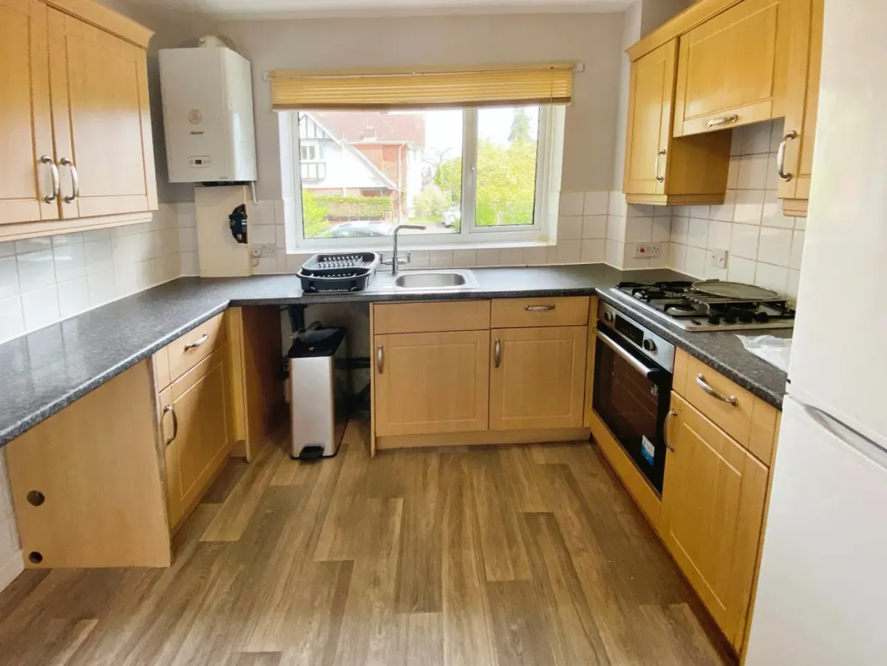 Stirling Road, photo 6