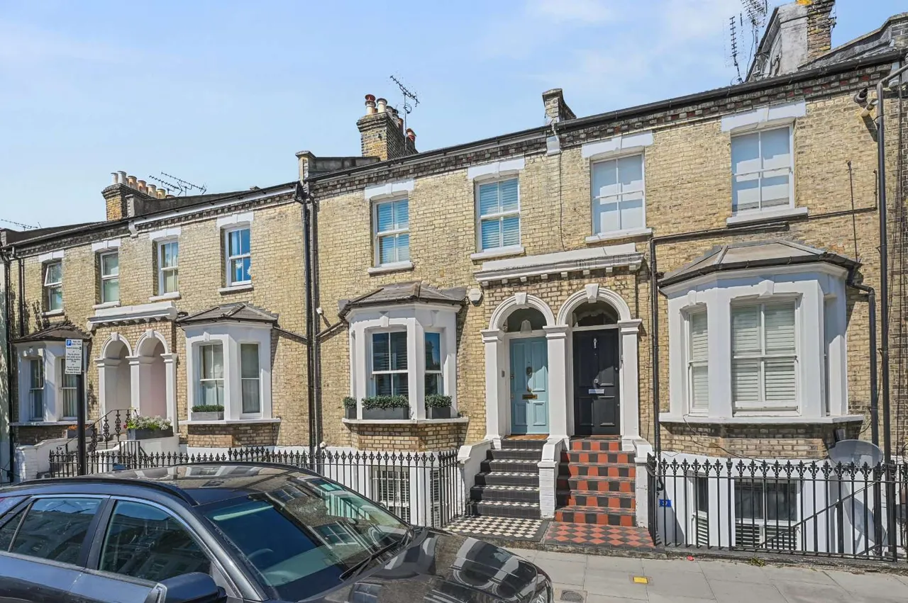 3 bed house for sale — Greenside Road, London, W12 9JQ