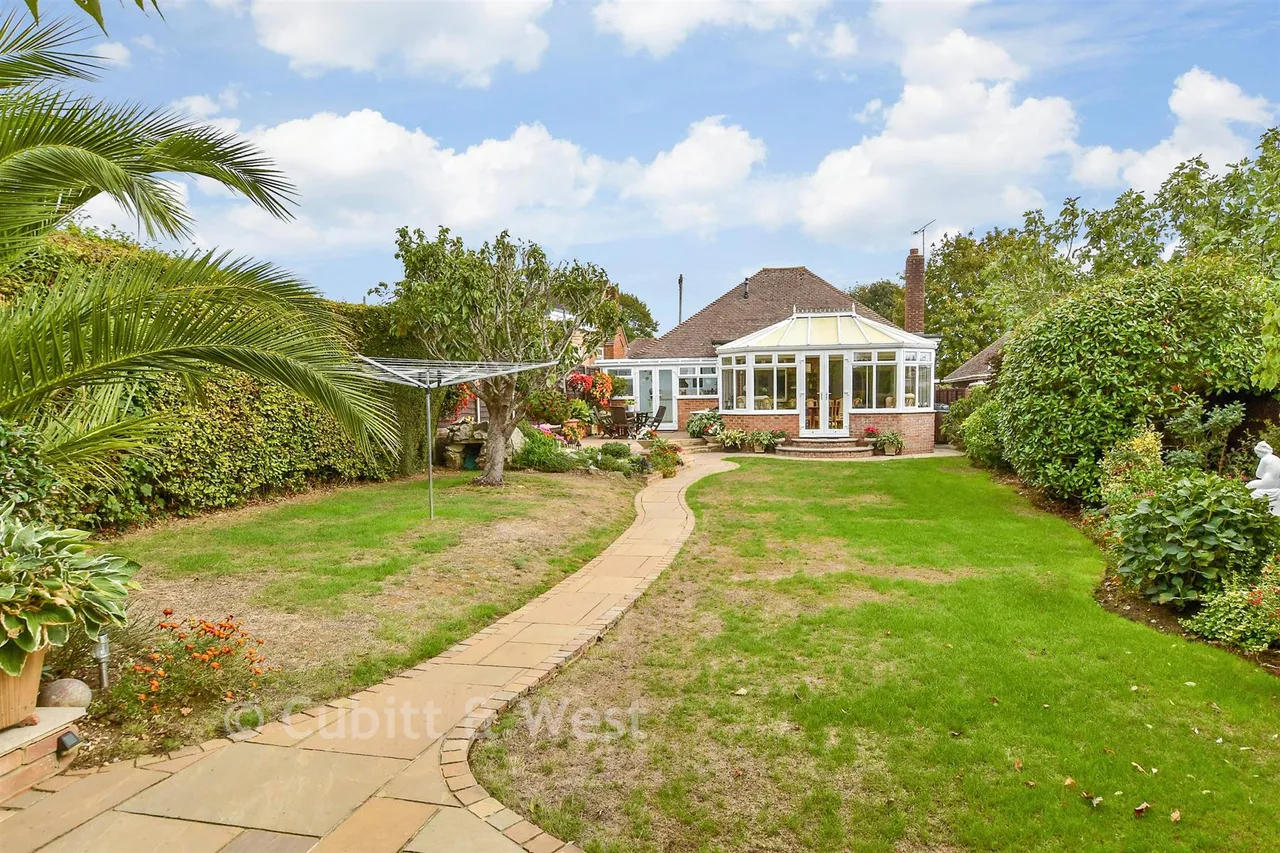 Chute Avenue, Worthing, BN13, photo 19