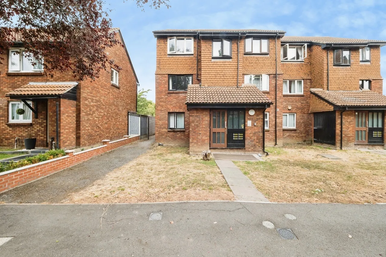 Boultwood Road, Beckton, London, E6, photo 21