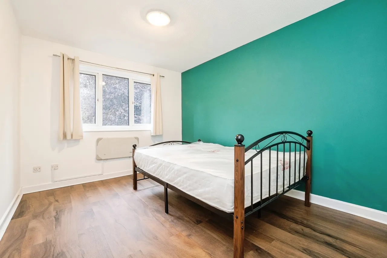 Boultwood Road, Beckton, London, E6, photo 12