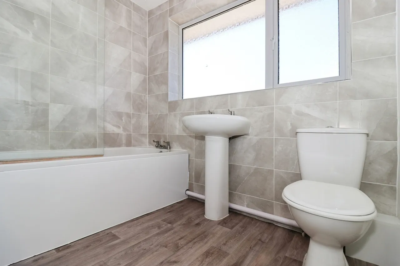 Kingscote, Yate, Bristol, Gloucestershire, BS37, photo 6