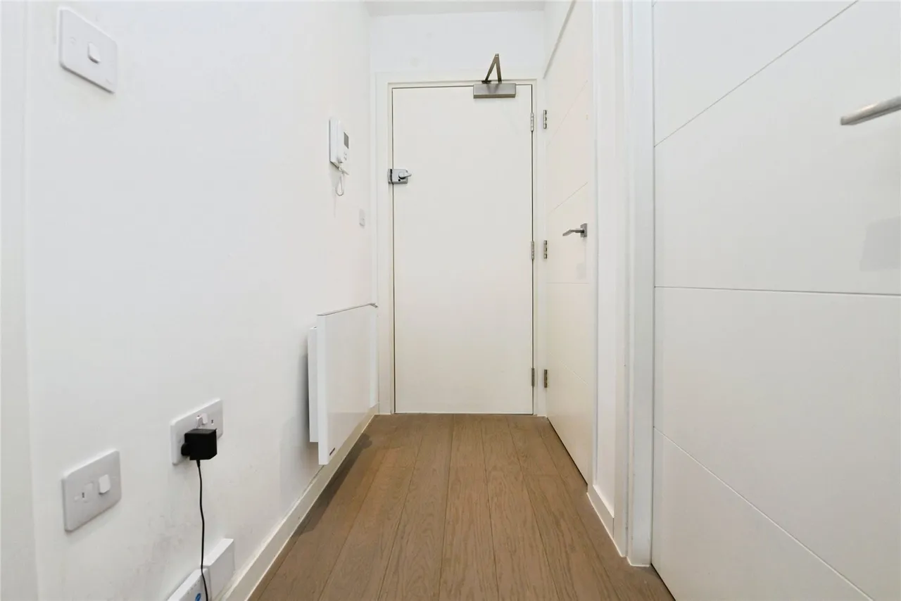 Hubert Road, Essex, CM14, photo 14