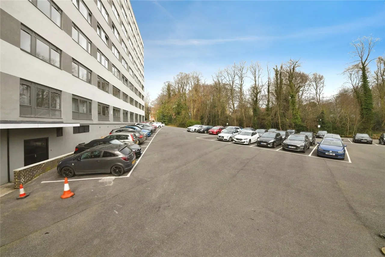 Hubert Road, Essex, CM14, photo 15