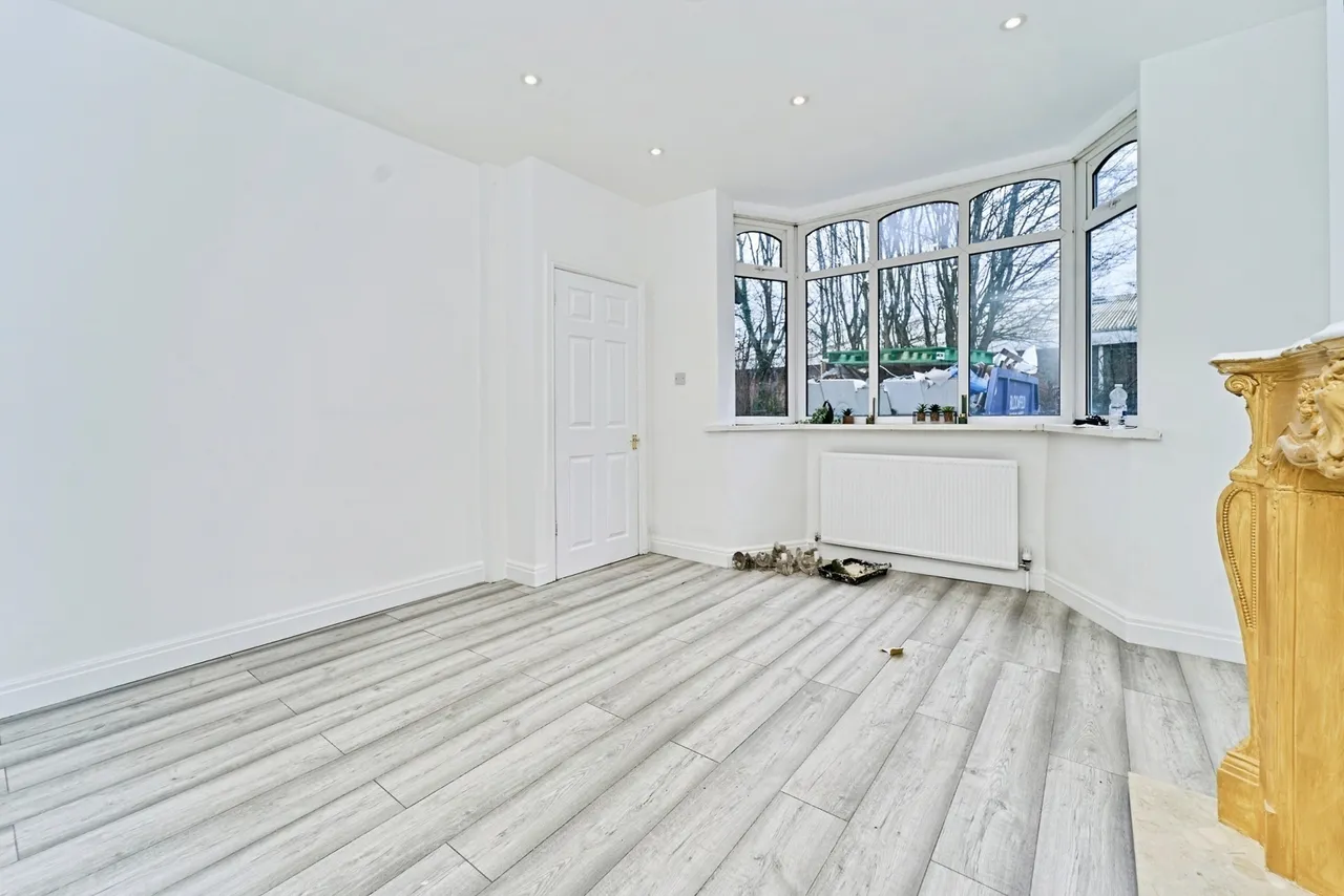 Bentley Mill Lane, Walsall, West Midlands, WS2, photo 5