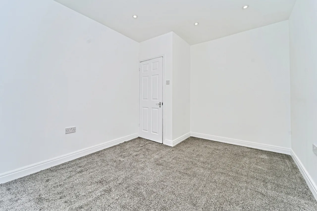 Bentley Mill Lane, Walsall, West Midlands, WS2, photo 13