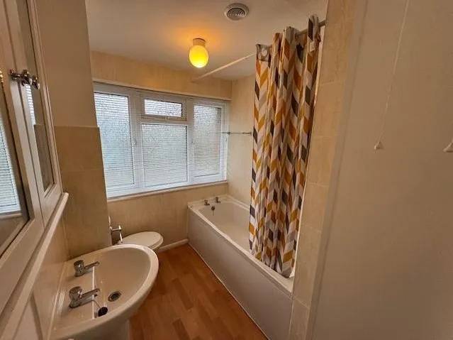 Pikes Crescent, Trull, TA1, photo 13