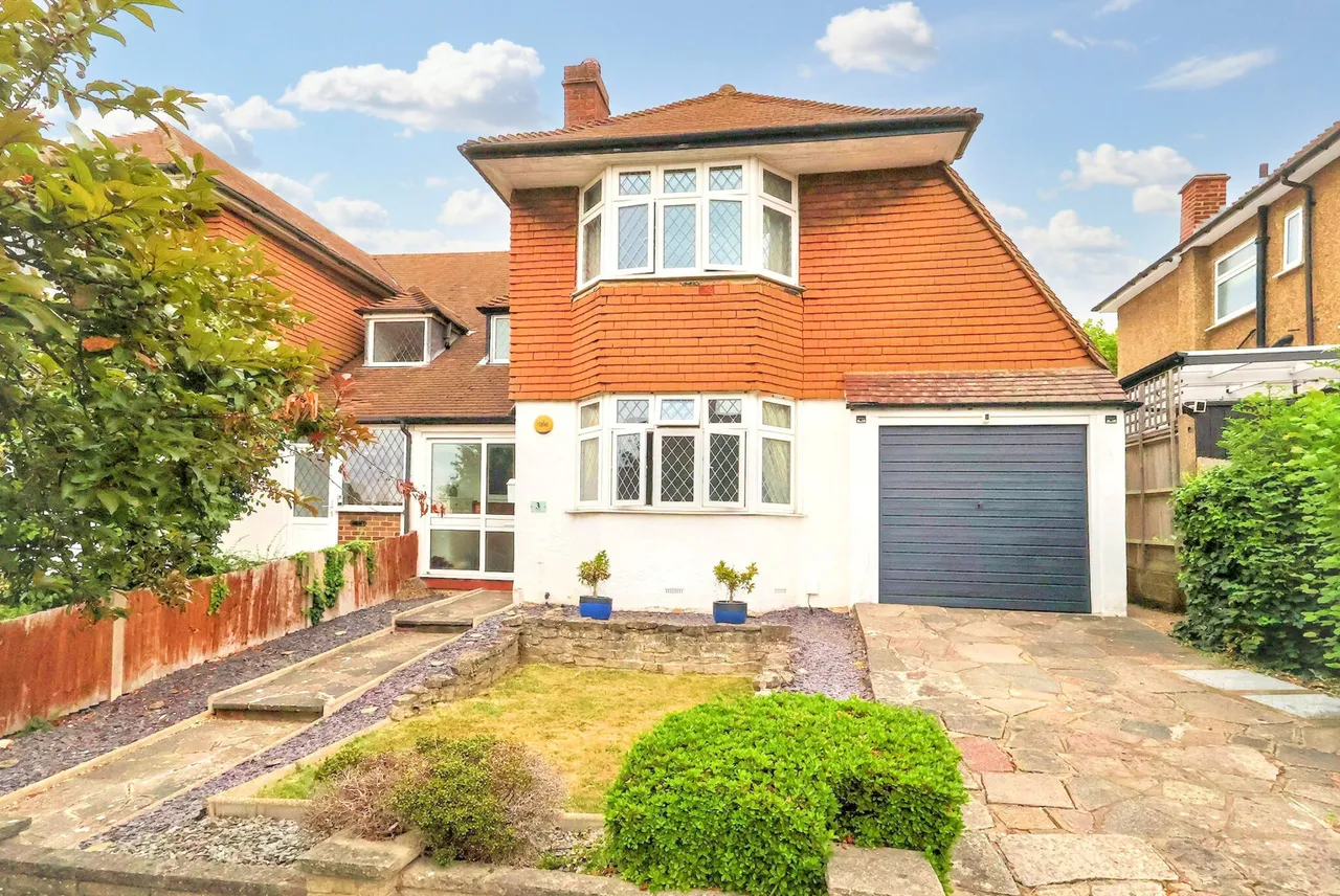 3 bed house for sale — The Lees, Croydon, CR0 8AR