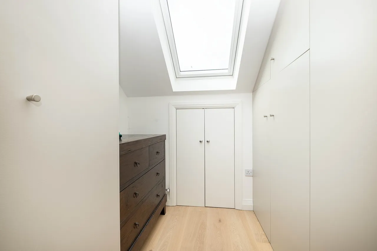 Portman Avenue, London, SW14, photo 13