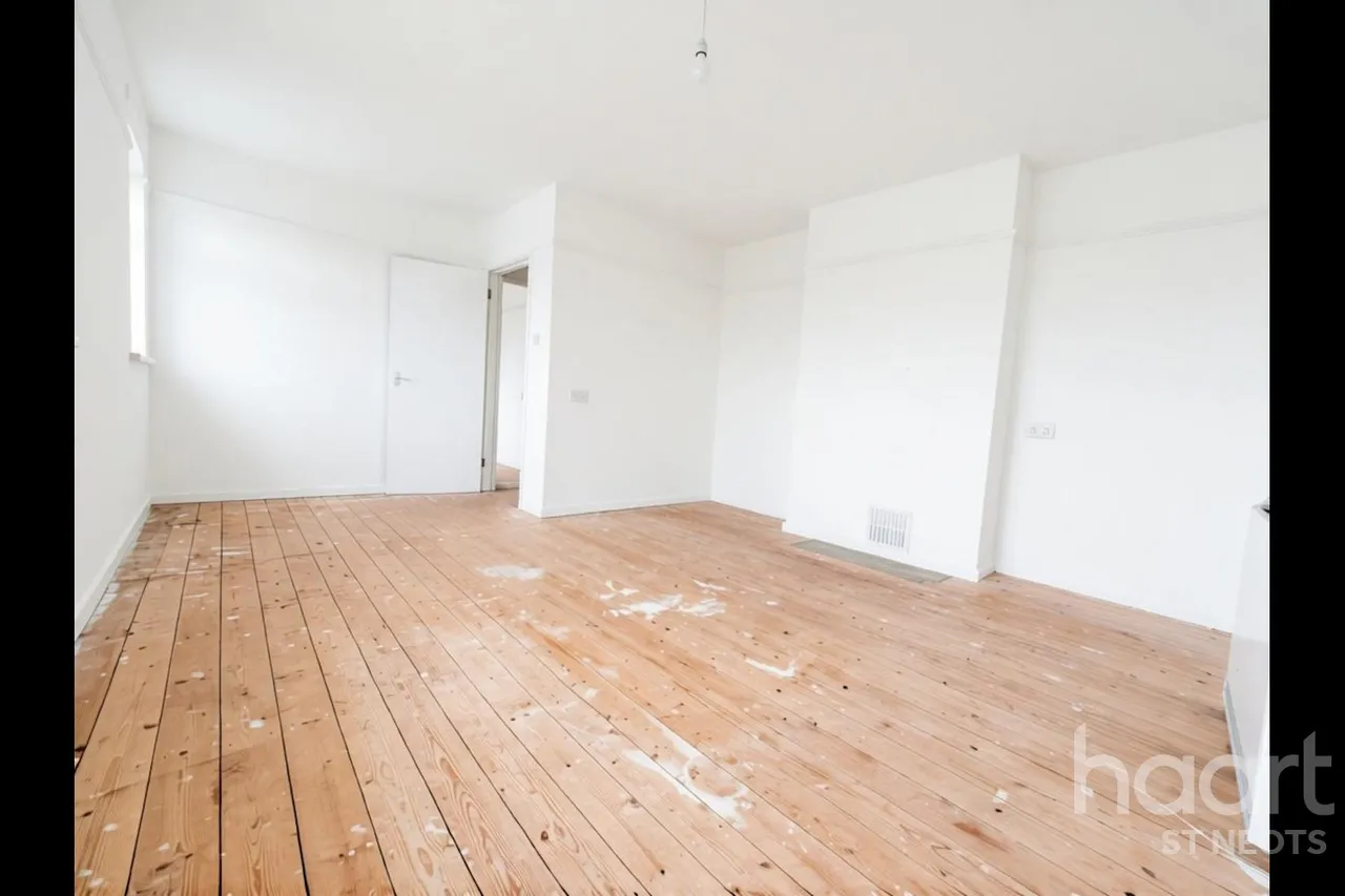 Valentine Gardens, Kimbolton, PE28, photo 4