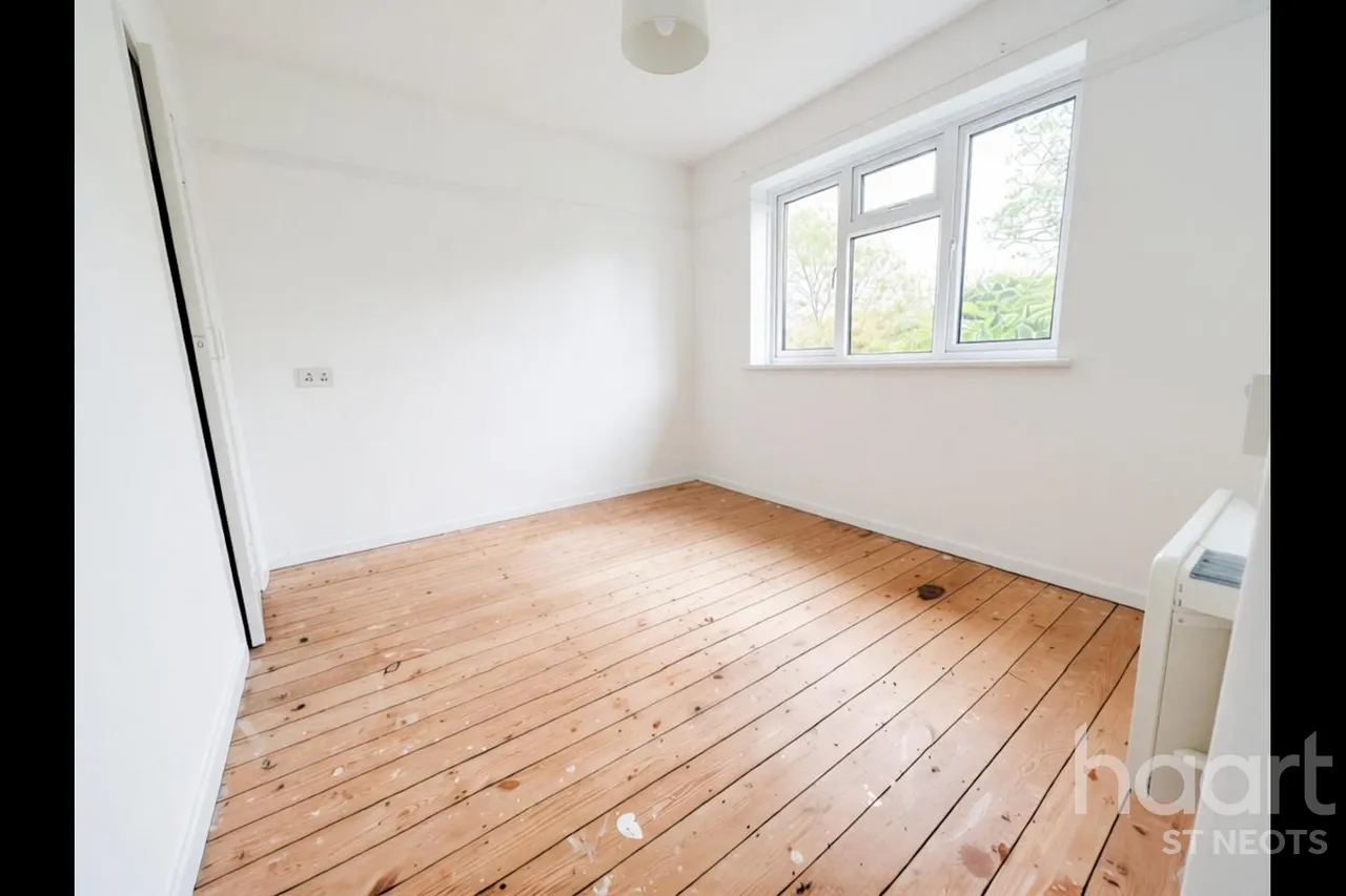 Valentine Gardens, Kimbolton, PE28, photo 8