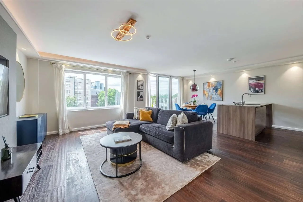 3 bed flat for sale — Abbots House, St. Mary Abbots Terrace, London, W14 8NU