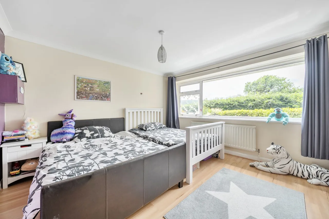 Chantry Close, Storrington, RH20, photo 16