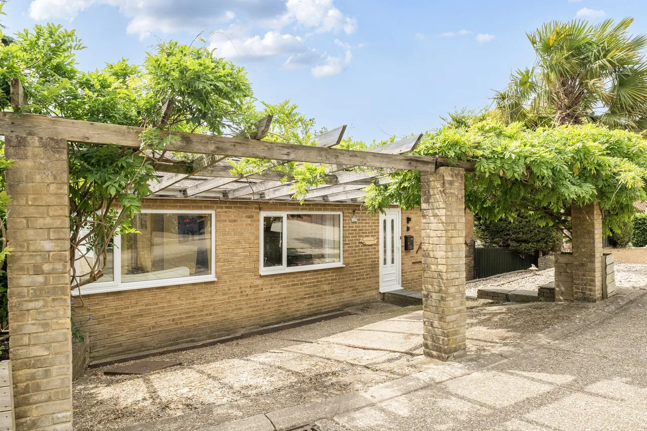 Chantry Close, Storrington, RH20, photo 21