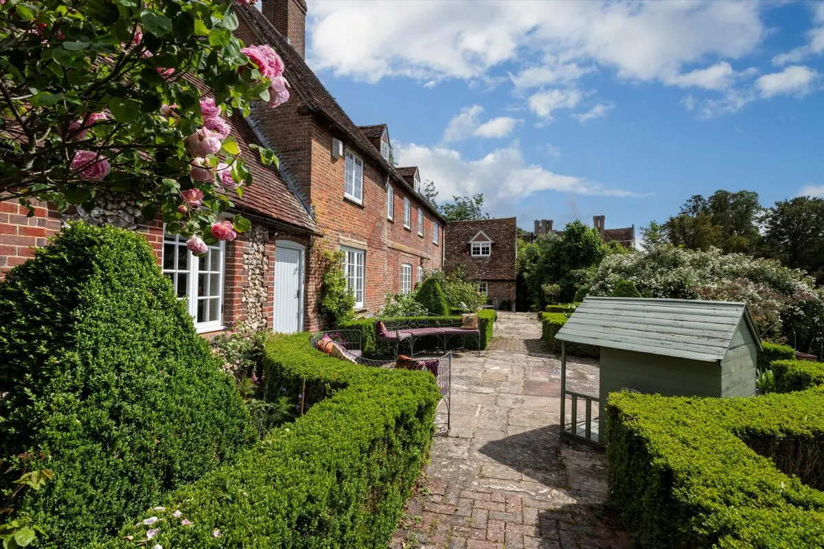 Chawton, Alton, GU34, photo 16