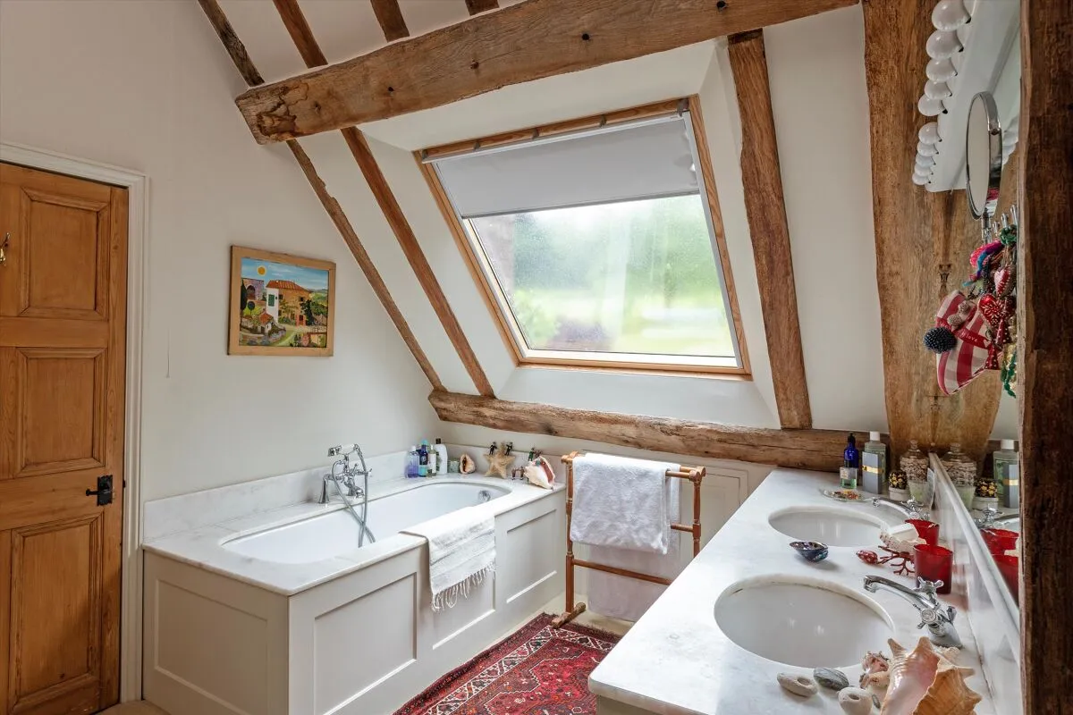 Chawton, Alton, GU34, photo 10