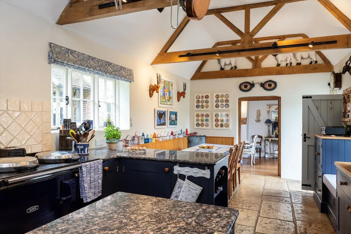 Chawton, Alton, GU34, photo 3