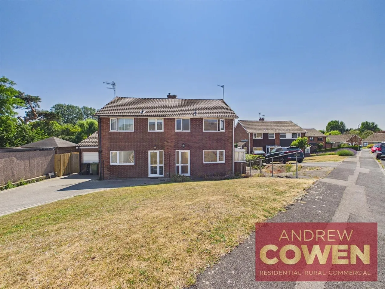 3 bed house for sale — Coniston Gardens, Scarborough YO12 4JH