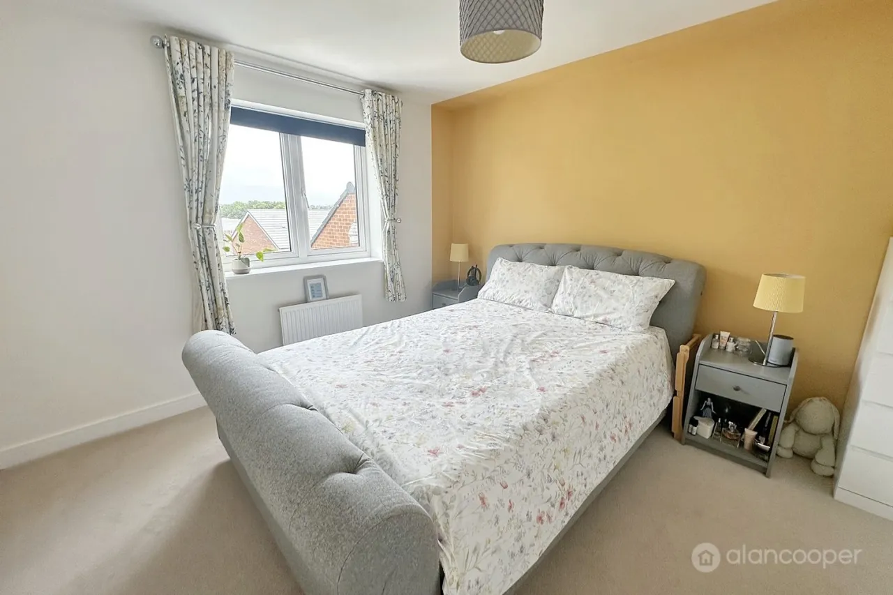 Wakem Close, Galley Common, CV10, photo 12
