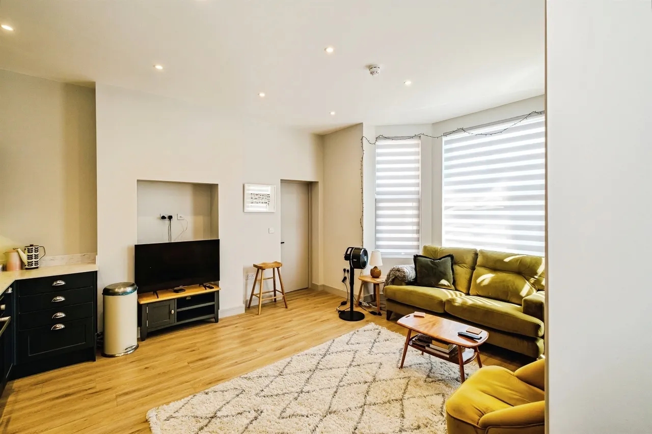 Shelley Road, Worthing, BN11, photo 2