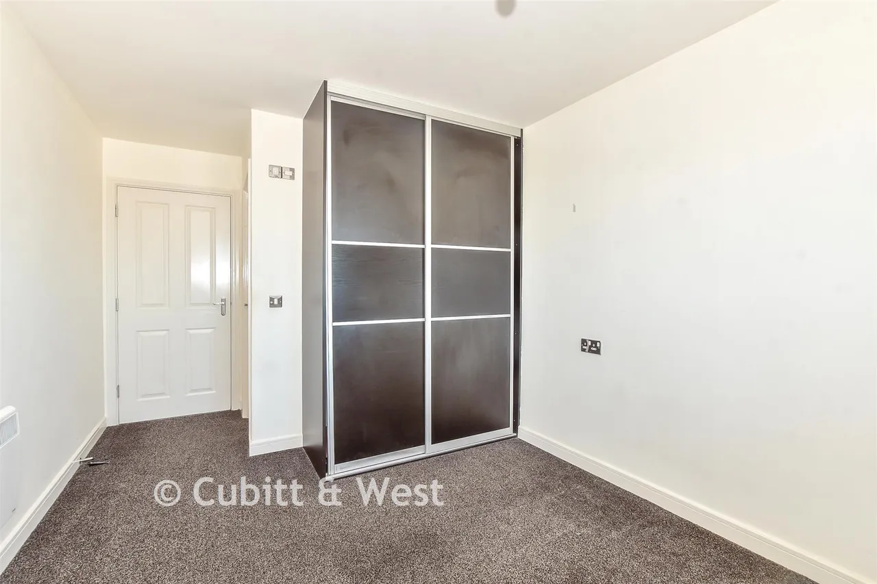 Gisors Road, Southsea, PO4, photo 5