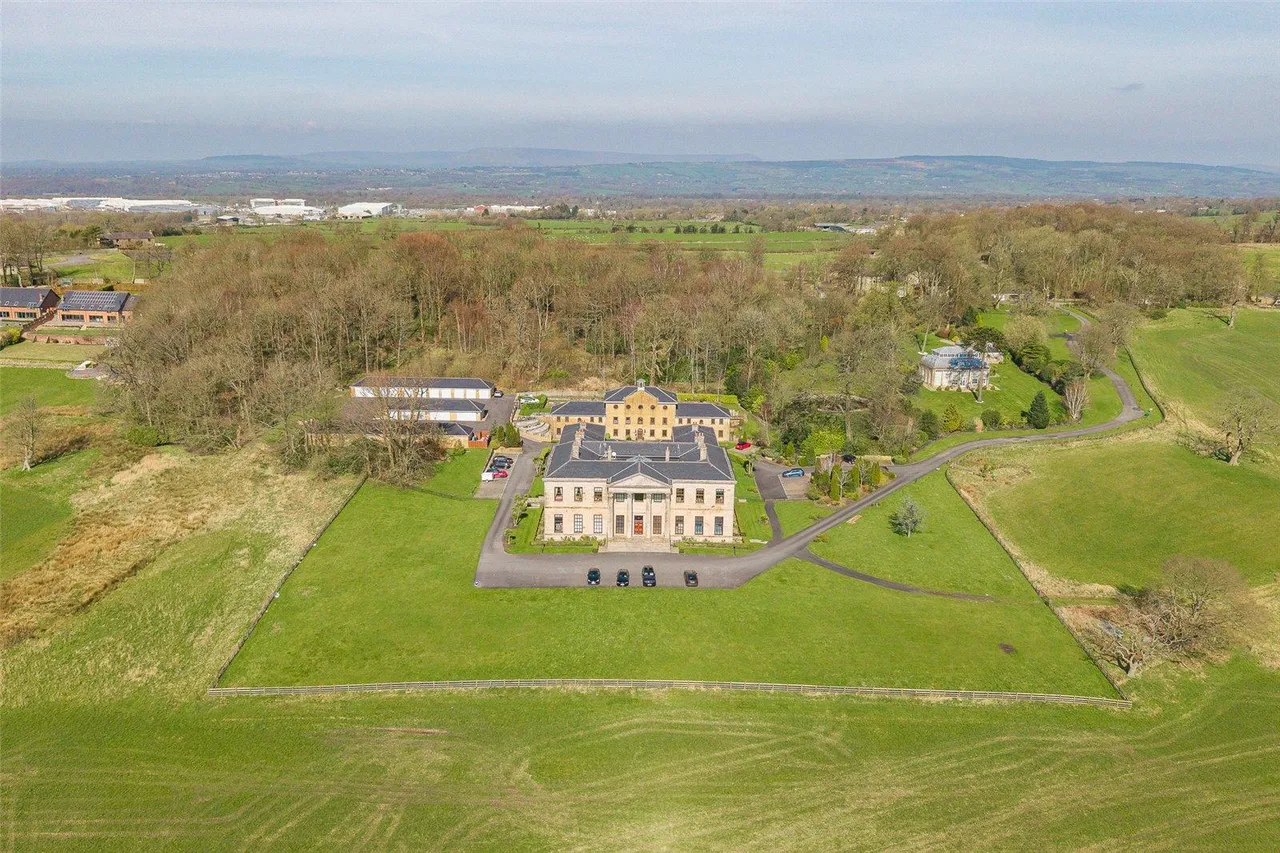 Woodfold Park, Mellor, photo 33