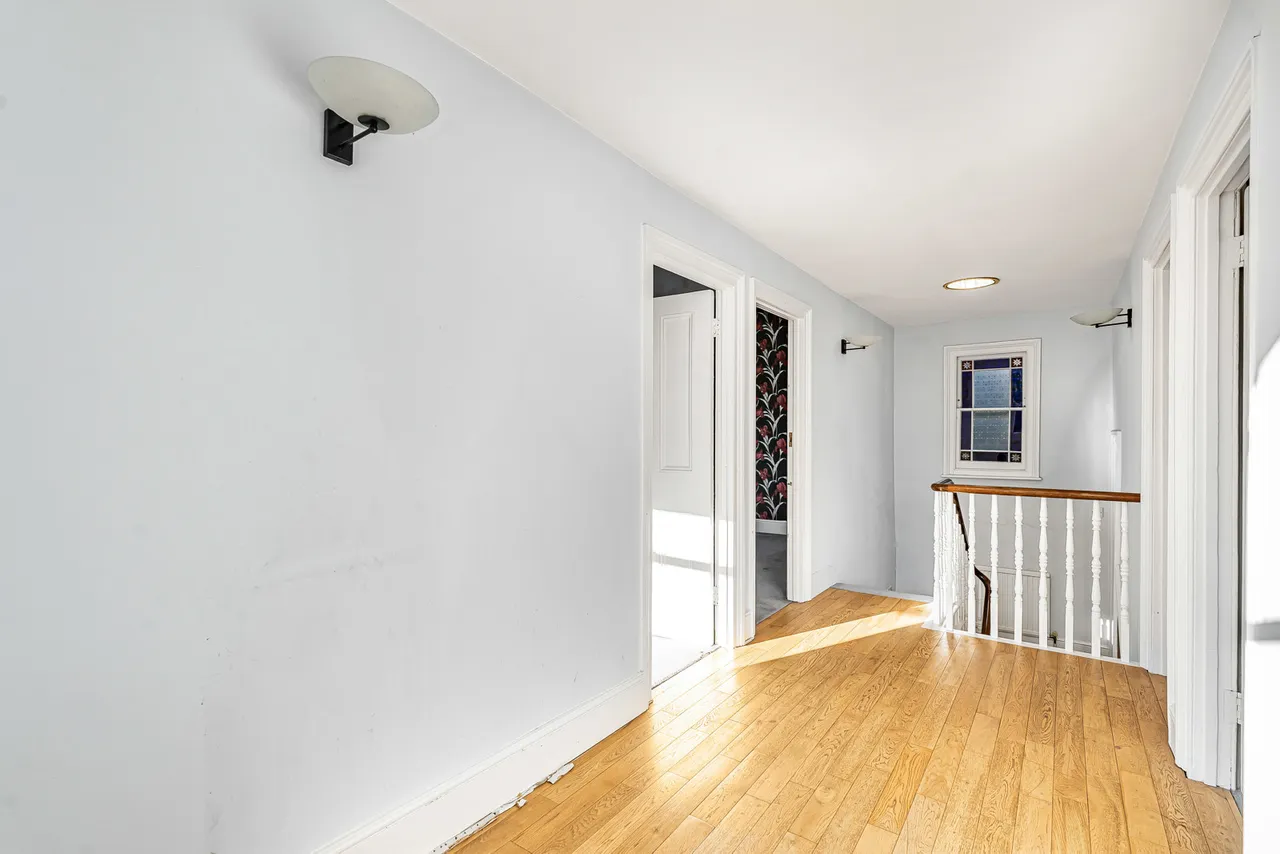 Cambridge Road South, London, W4, photo 21