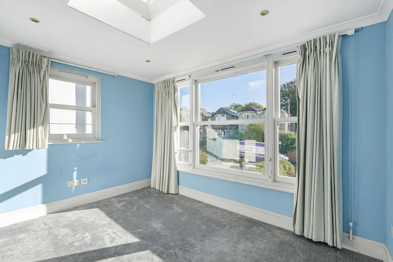 Cambridge Road South, London, W4, photo 30