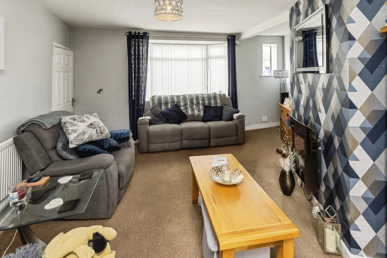 Bennions Road, Wrexham, LL13, photo 7