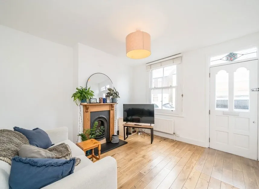 Norcutt Road, Twickenham, TW2, photo 2