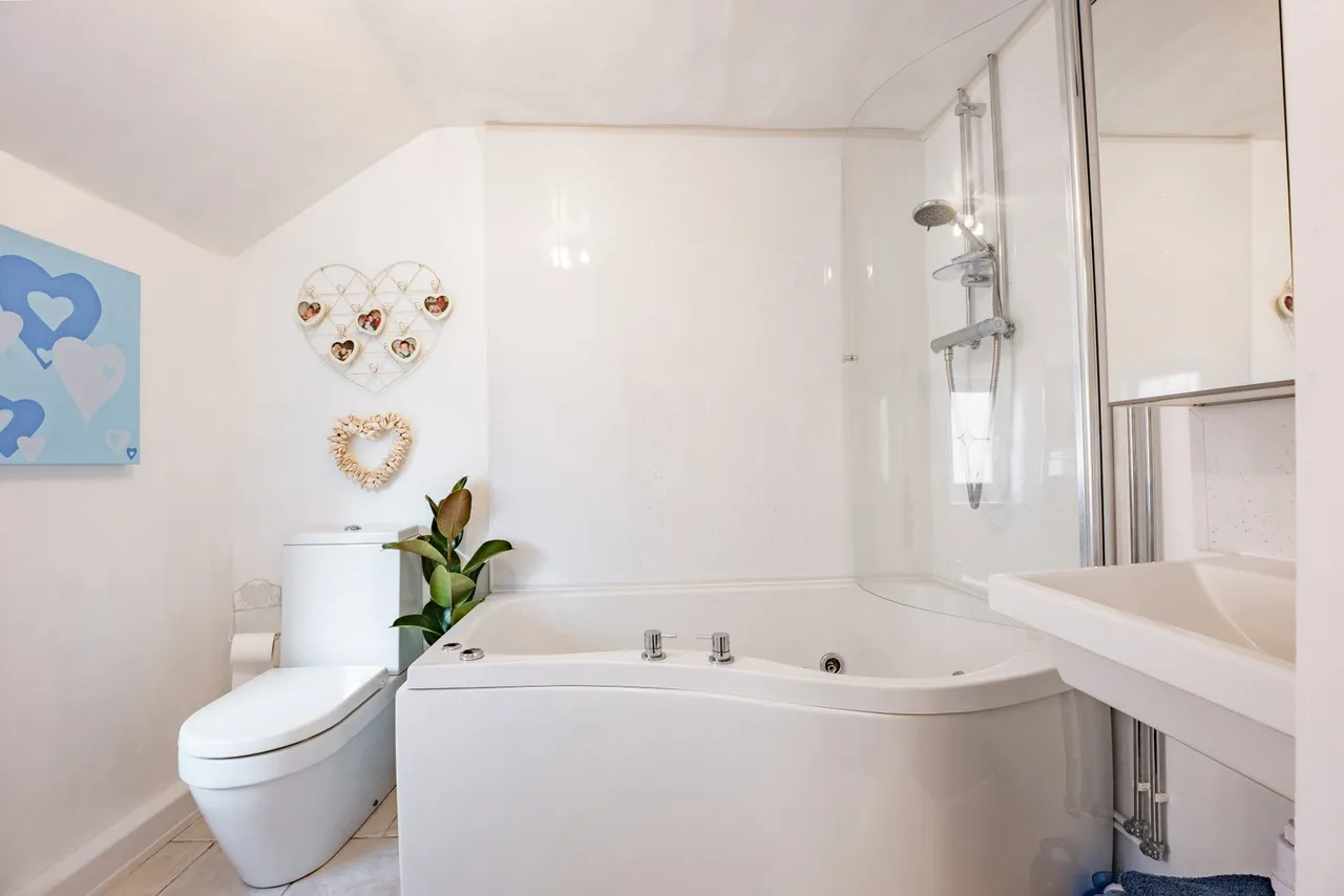 The White Cottage, Hickling, photo 27