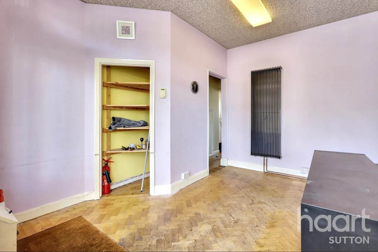 Westmead Corner, Carshalton, SM5, photo 16