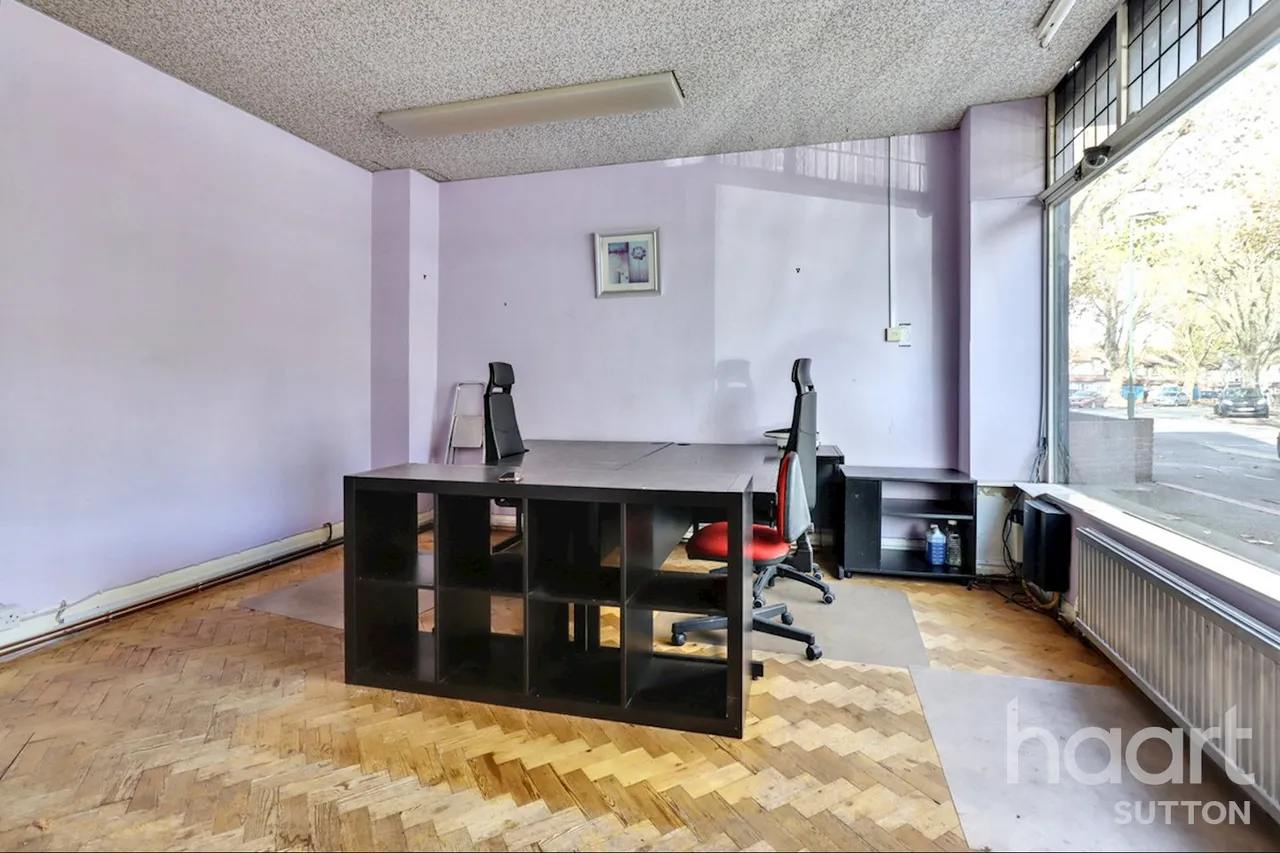 Westmead Corner, Carshalton, SM5, photo 13