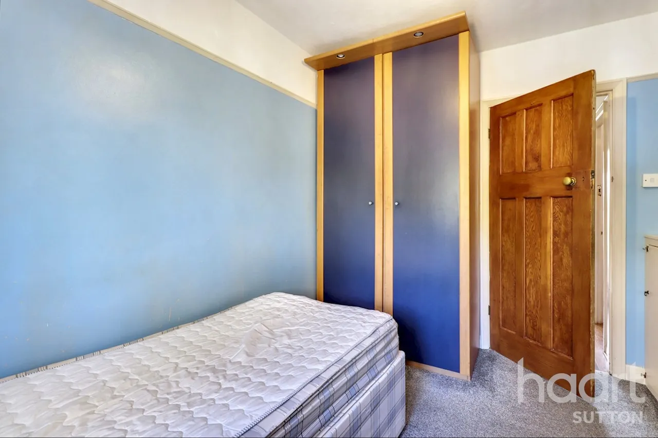 Westmead Corner, Carshalton, SM5, photo 10