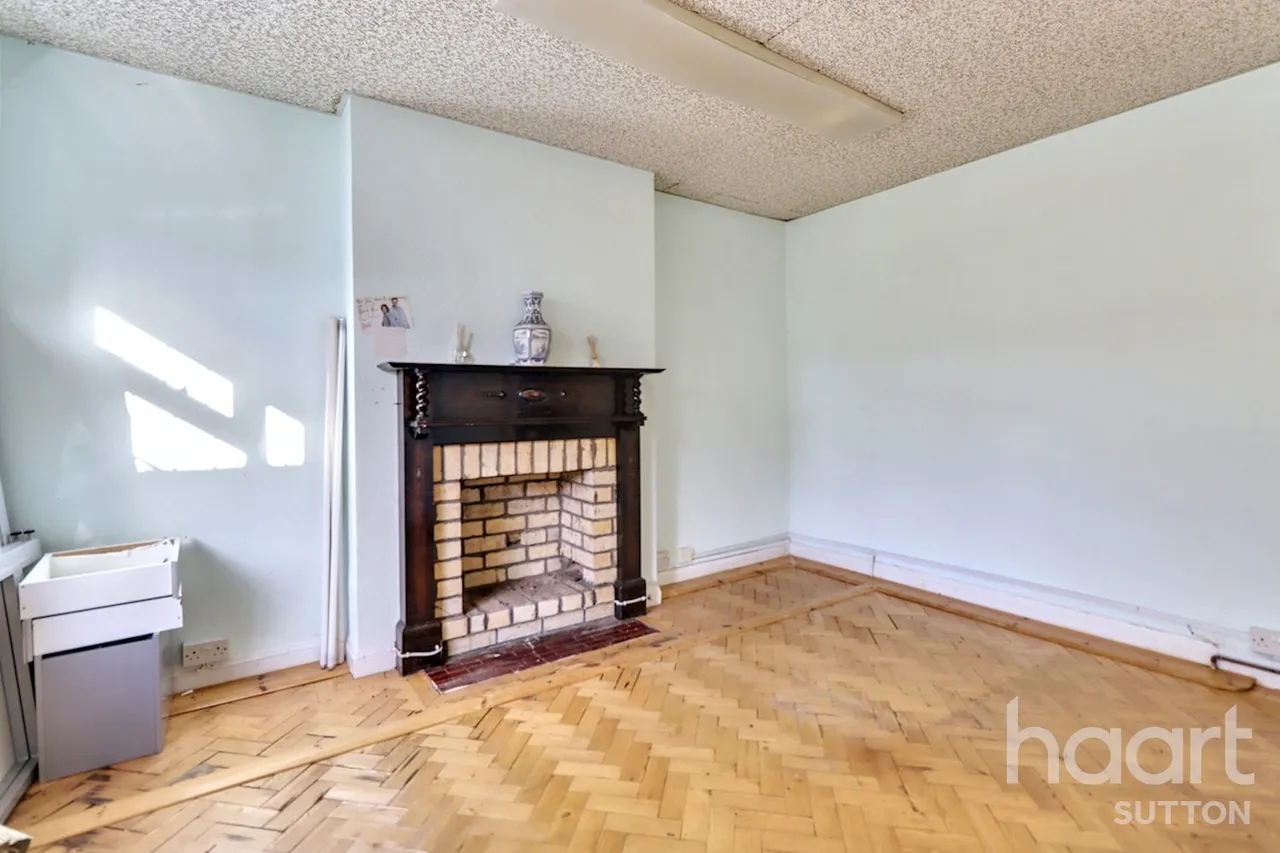 Westmead Corner, Carshalton, SM5, photo 18