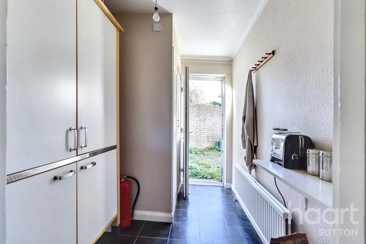 Westmead Corner, Carshalton, SM5, photo 19