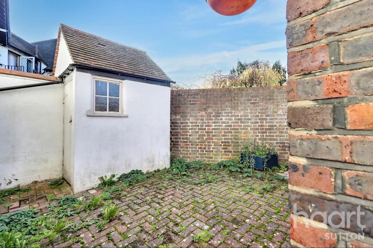 Westmead Corner, Carshalton, SM5, photo 20