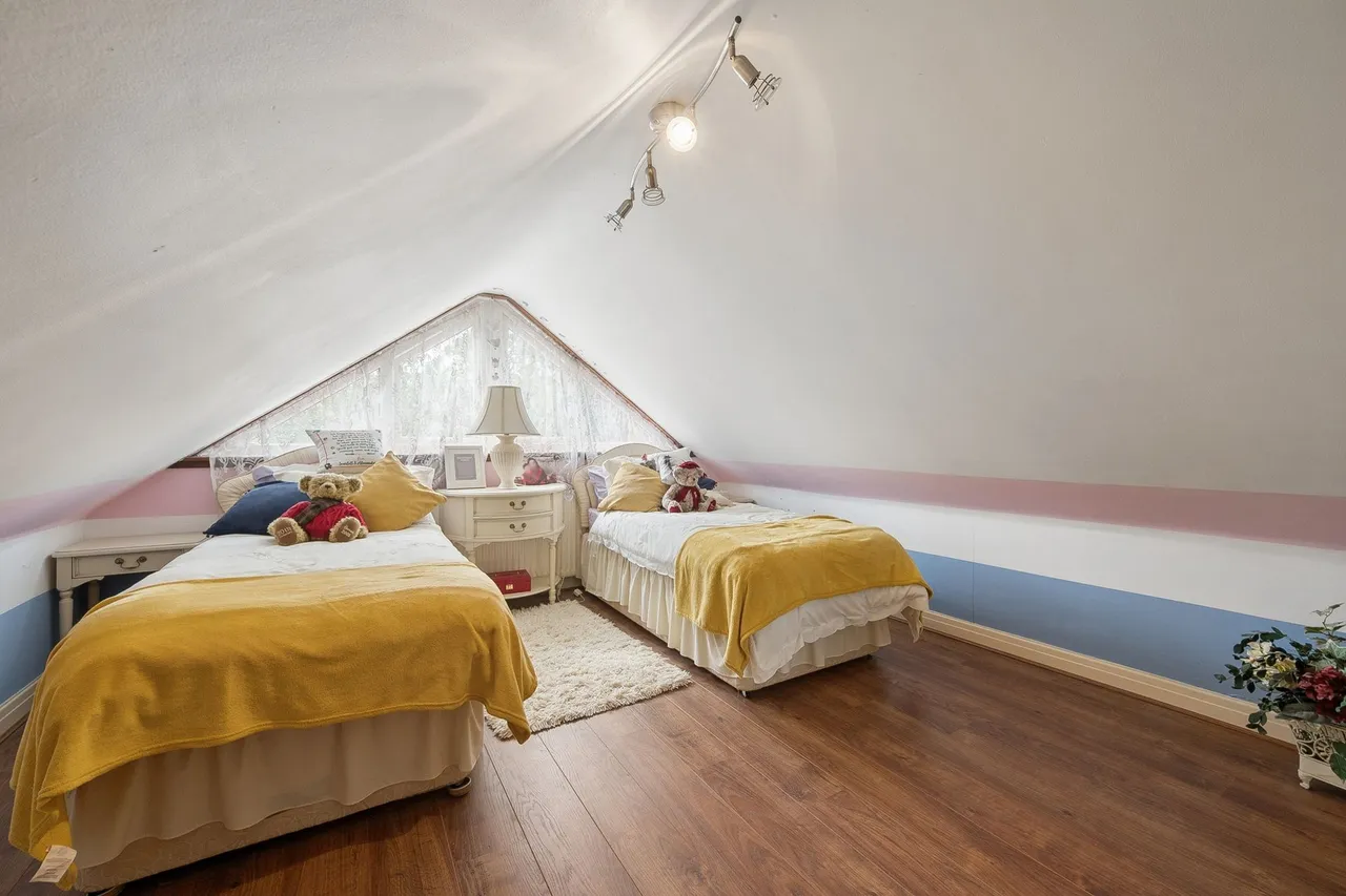 Broadway, Cheadle, photo 22