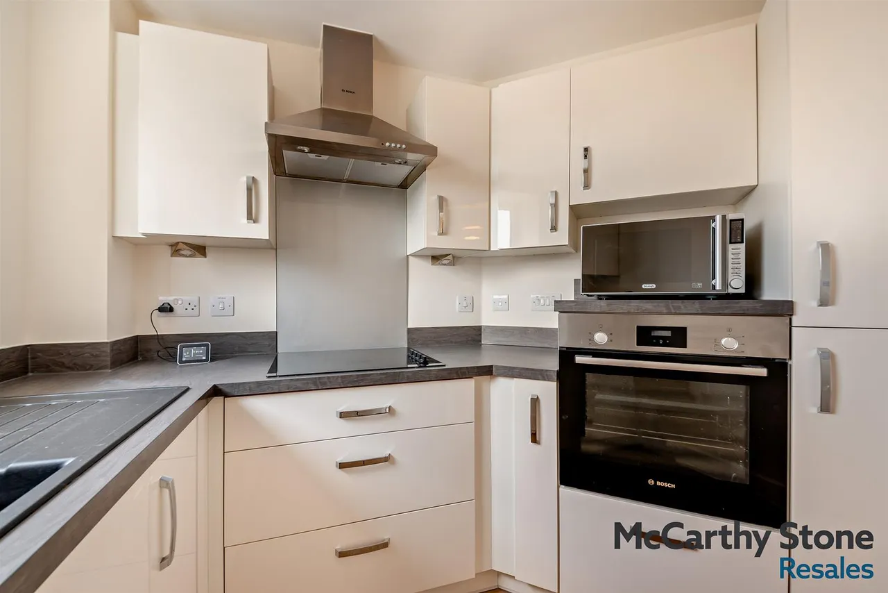 The Moors, Thatcham, RG19, photo 5