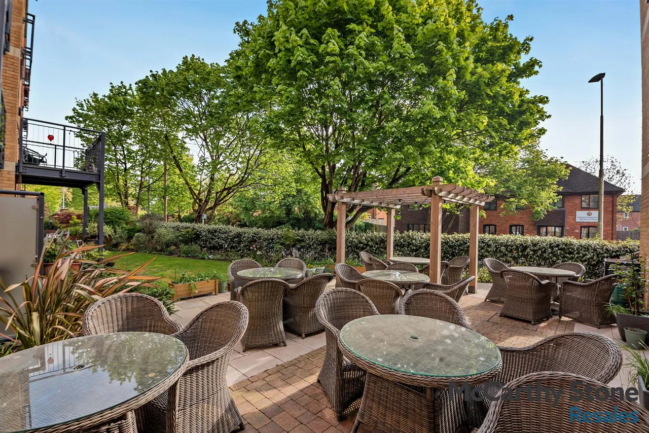 The Moors, Thatcham, RG19, photo 17