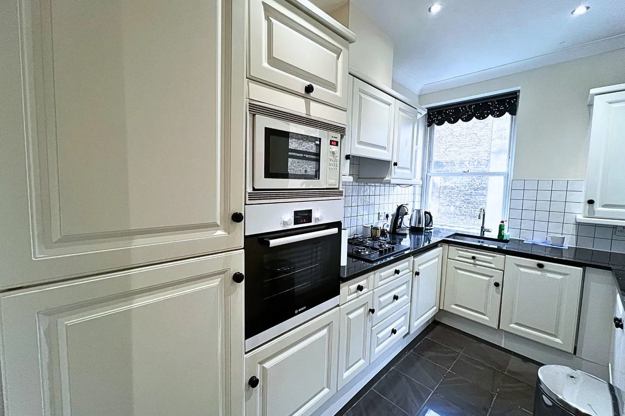 1 Eastcastle Street, London, W1T 2AA, photo 4