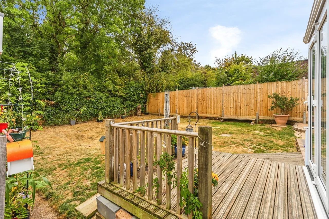 Noel Rise, Burgess Hill, RH15, photo 11