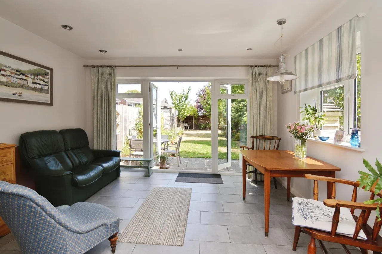 Stanley Road, Wokingham, RG40, photo 4