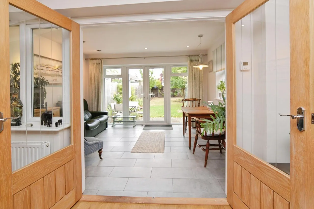 Stanley Road, Wokingham, RG40, photo 3